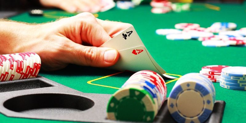 Lý do vì sao nên nắm được mẹo chơi poker trước khi đặt cược